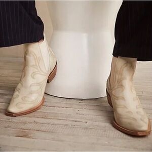 Free People Wayward Boots size 38